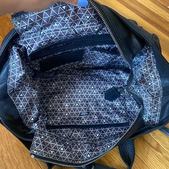 Botkier Women’s Black Shoulder Bag With Zipper Detailing OS - Picture 9 of 13